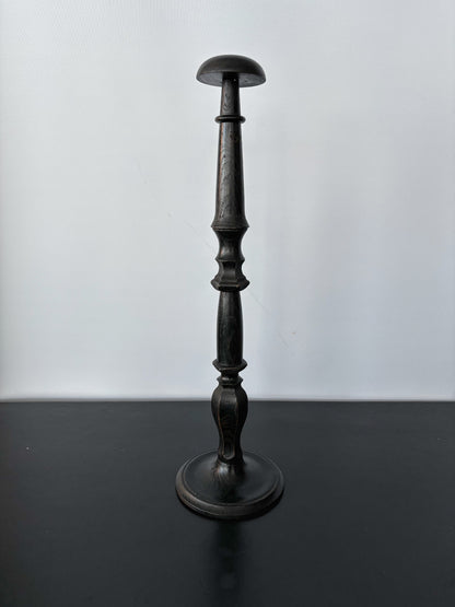 1920s 51 cm / 20" Tall Ebonized Wooden Shop Display Hat Stand