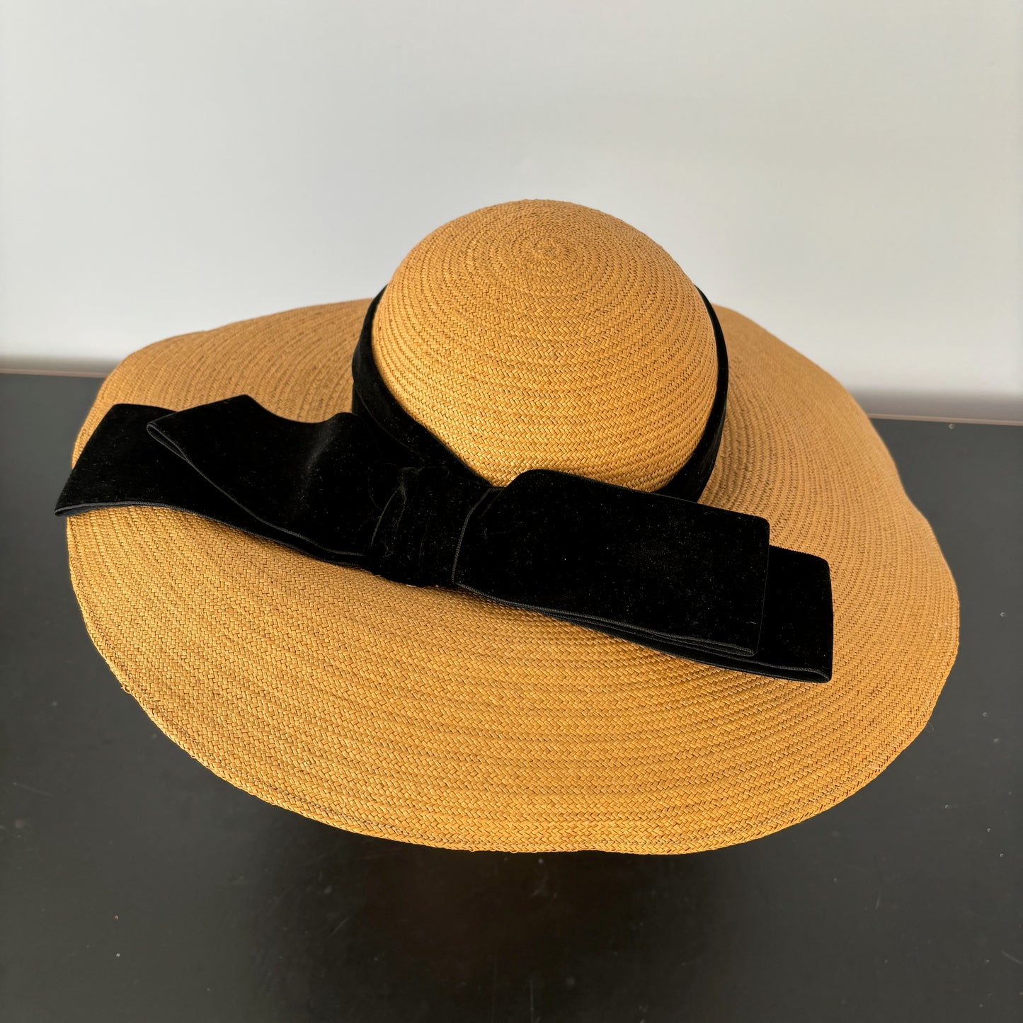 1920s 'De Bijenkorf' Straw Beach Hat