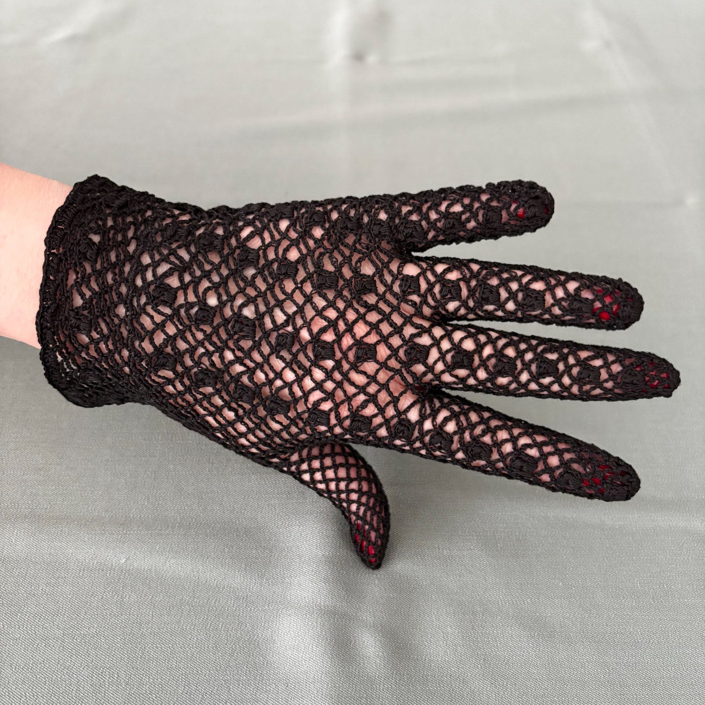 1930s/40s Crocheted Gloves | Size 7