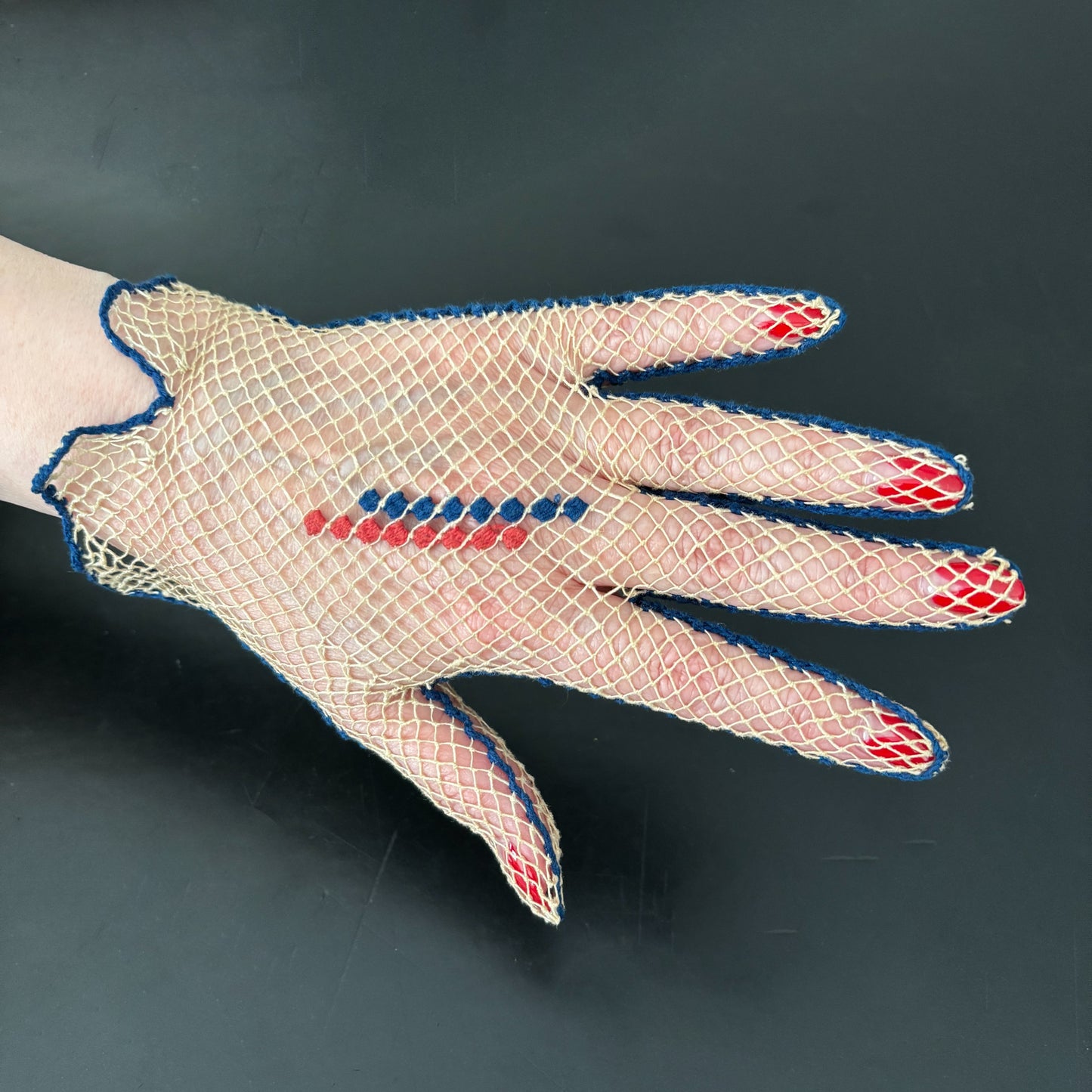 1920s/30s Art Deco Era Crocheted Gloves