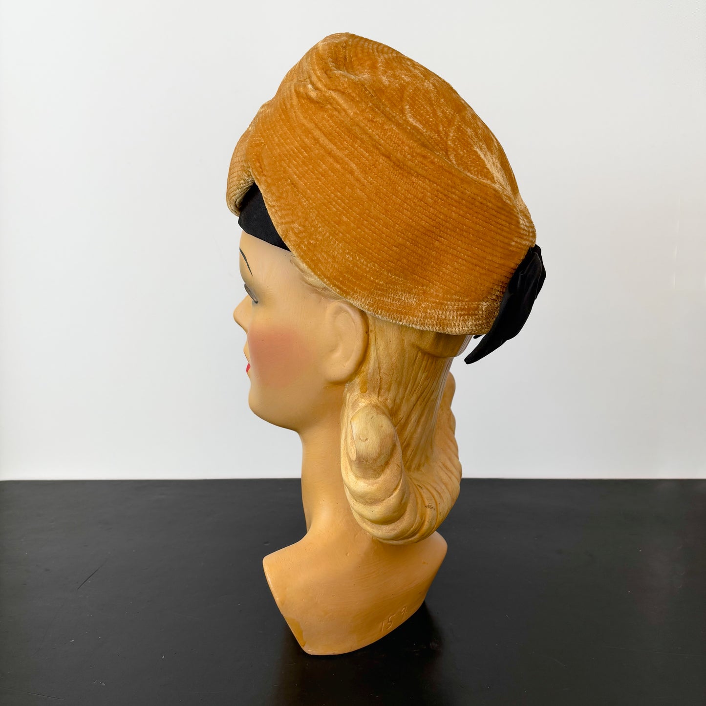 1960s Rivoli Velvet Hat