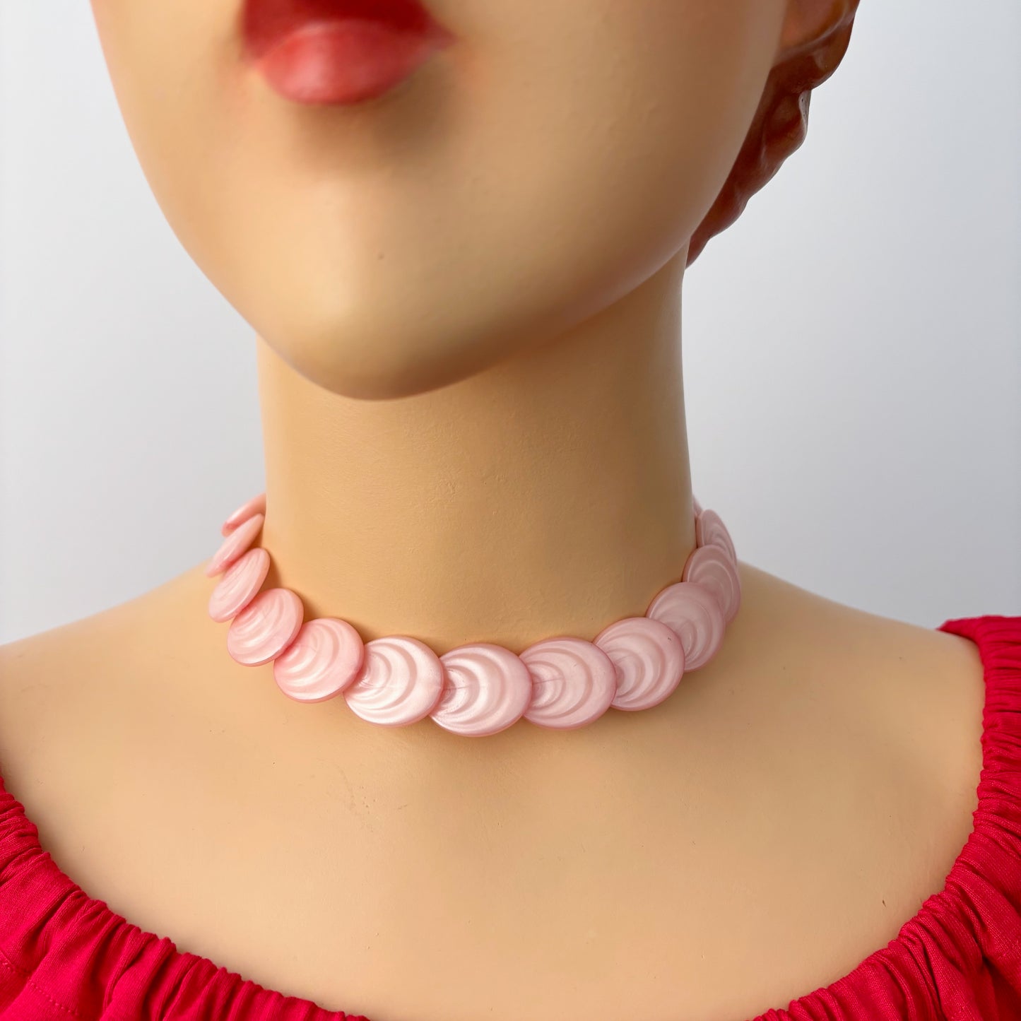 1950s Soft Pink Plastic Shell Choker