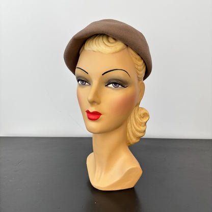 1940s Felt Tilted Beret