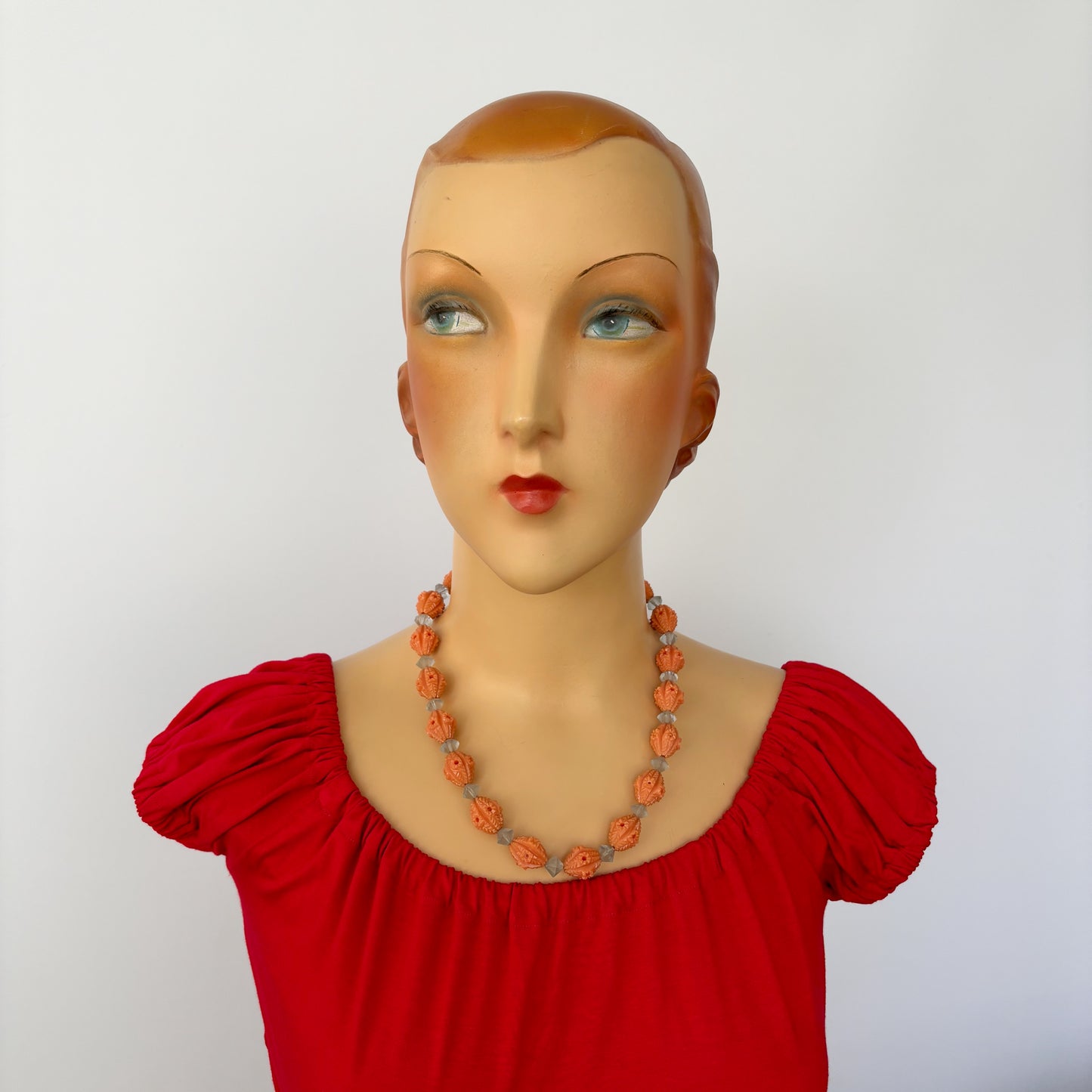 1930s/40s Art Deco Glass Diamond and Carved Beads Necklace