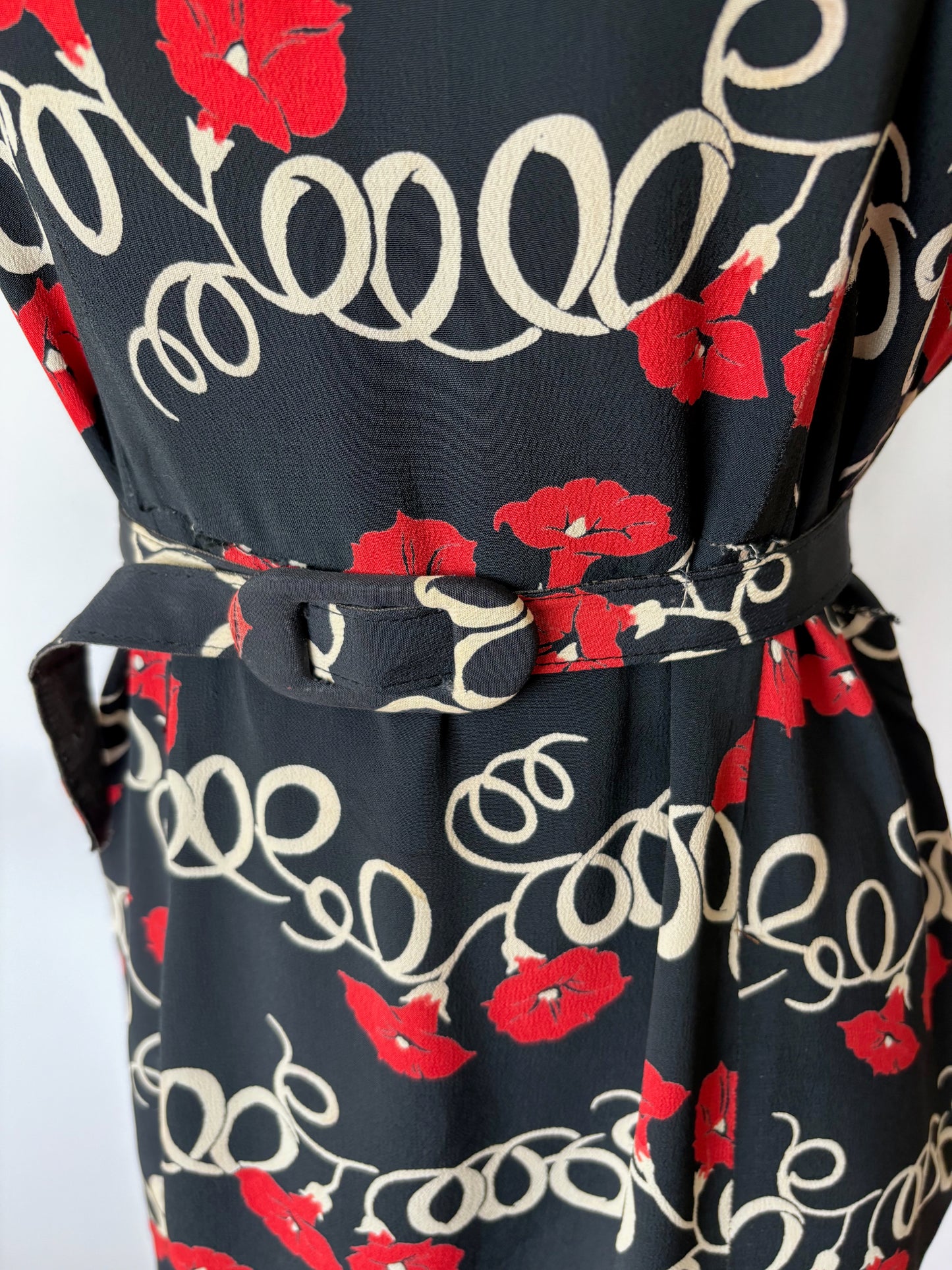 1940s Midnight Blue Rayon Poppies and Swirls Dress | M