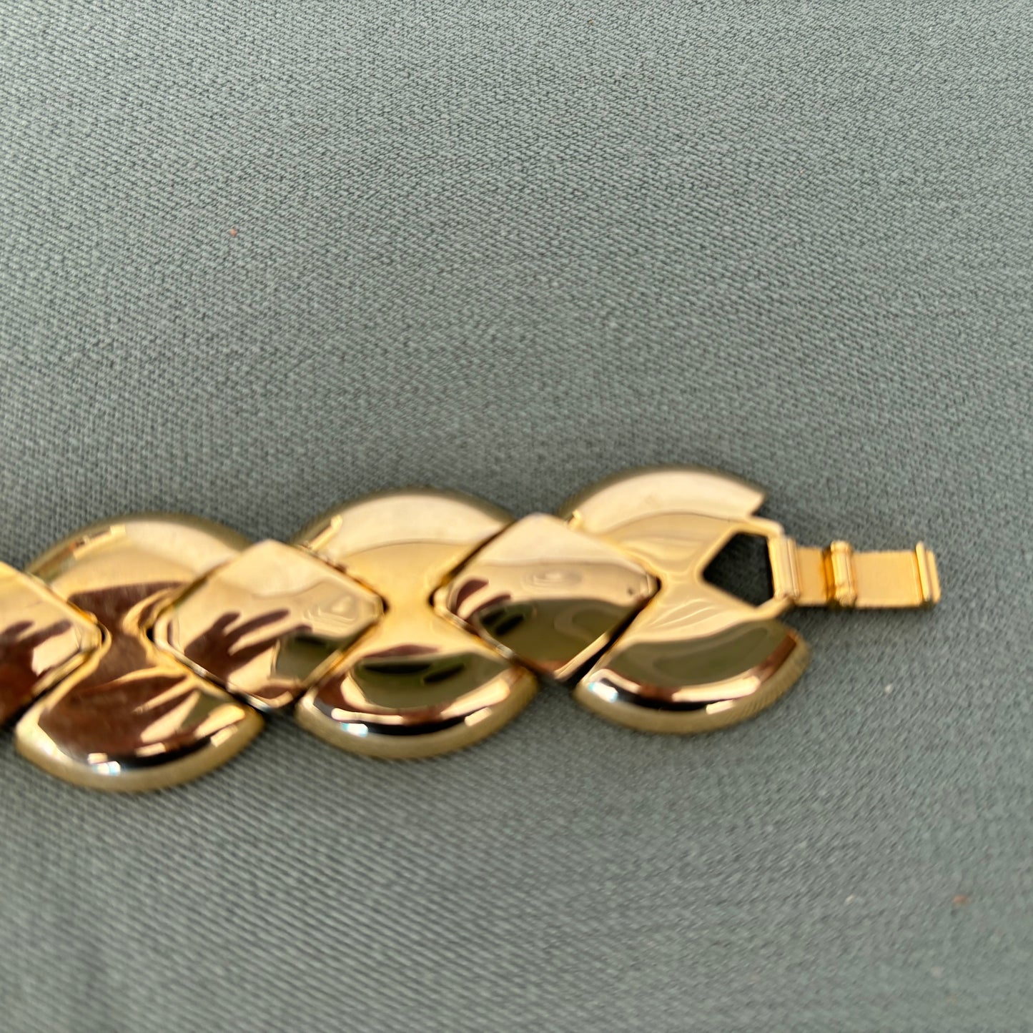 1960s Gold Tone Metal Chain Bracelet