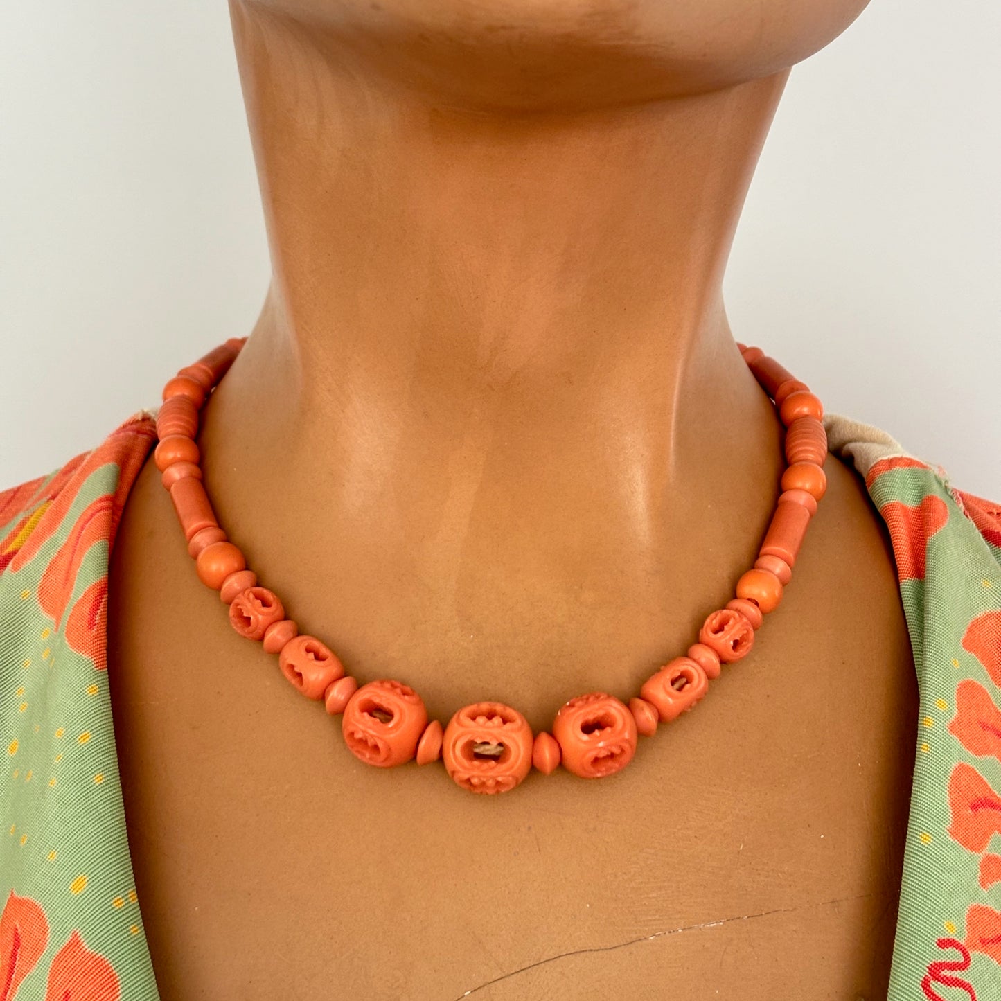 1930s/1940s Early Plastic Beads Necklace