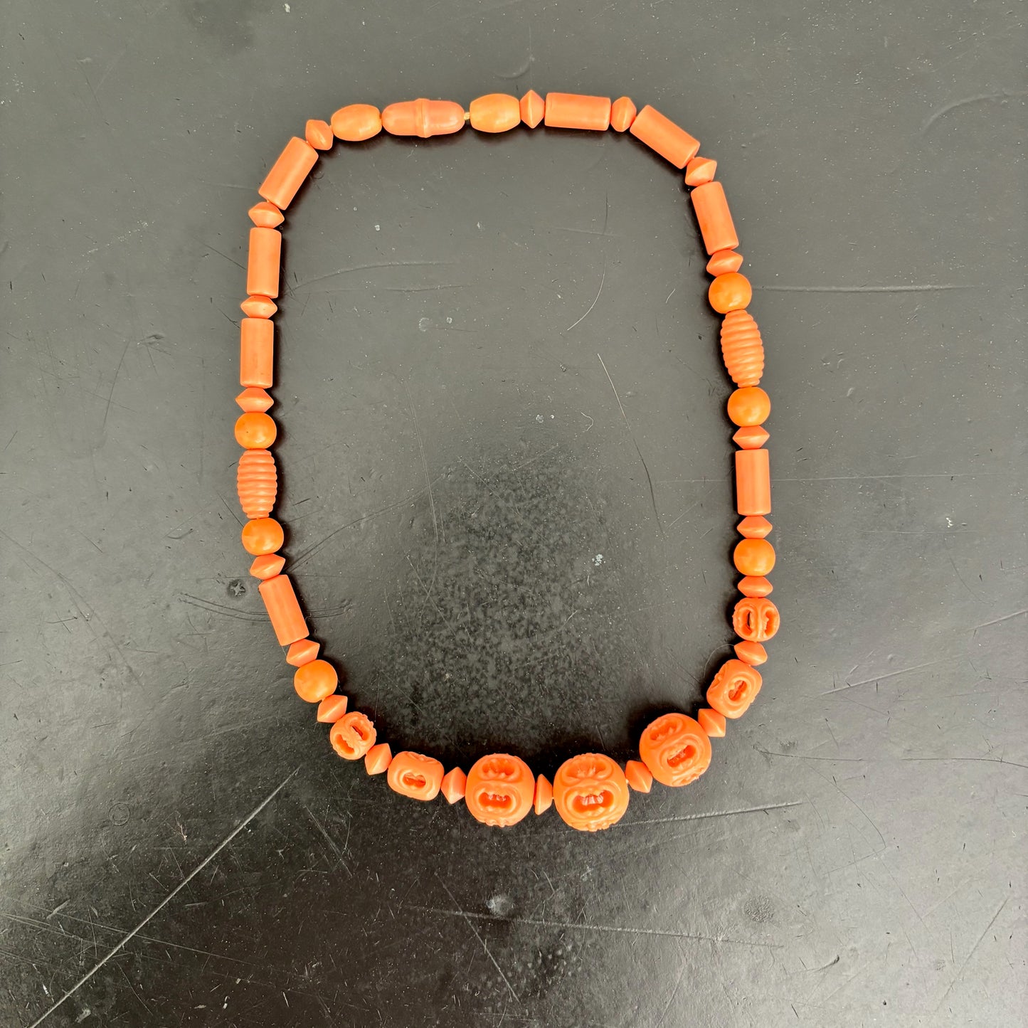 1930s/1940s Early Plastic Beads Necklace