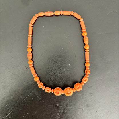 1930s/1940s Early Plastic Beads Necklace