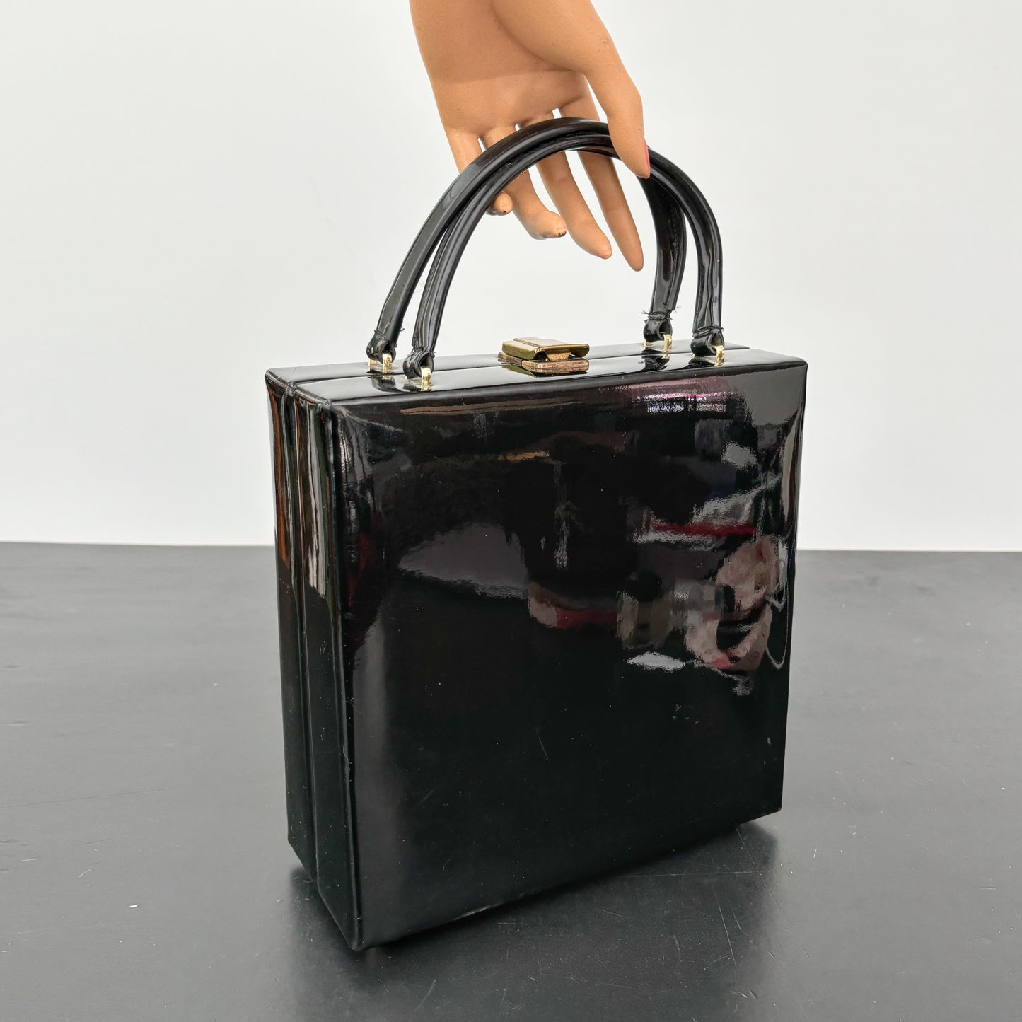 1960 Patent Leather Handbag / Beauty Case