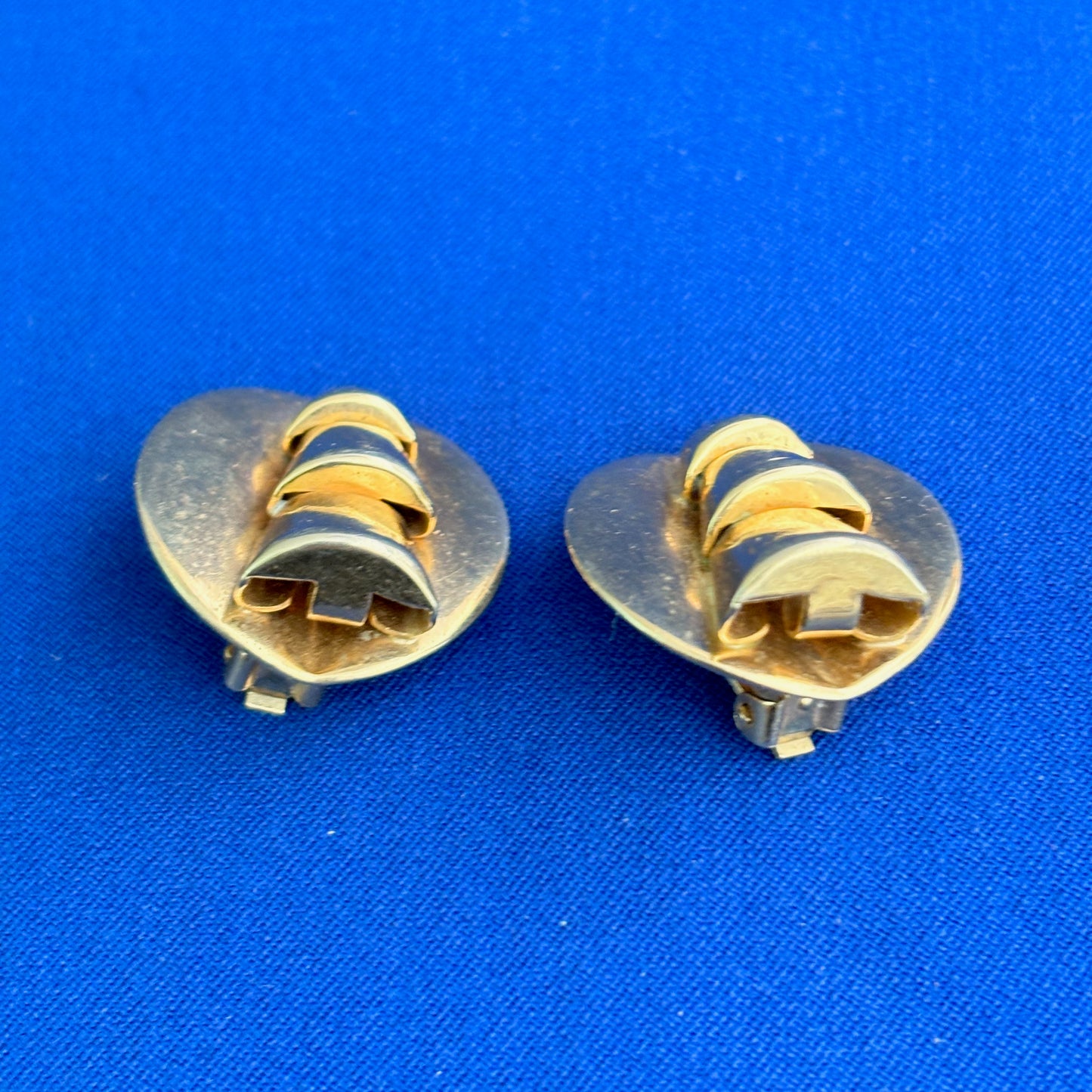 1950s/60s Gold Tone Metal Clip On Earrings