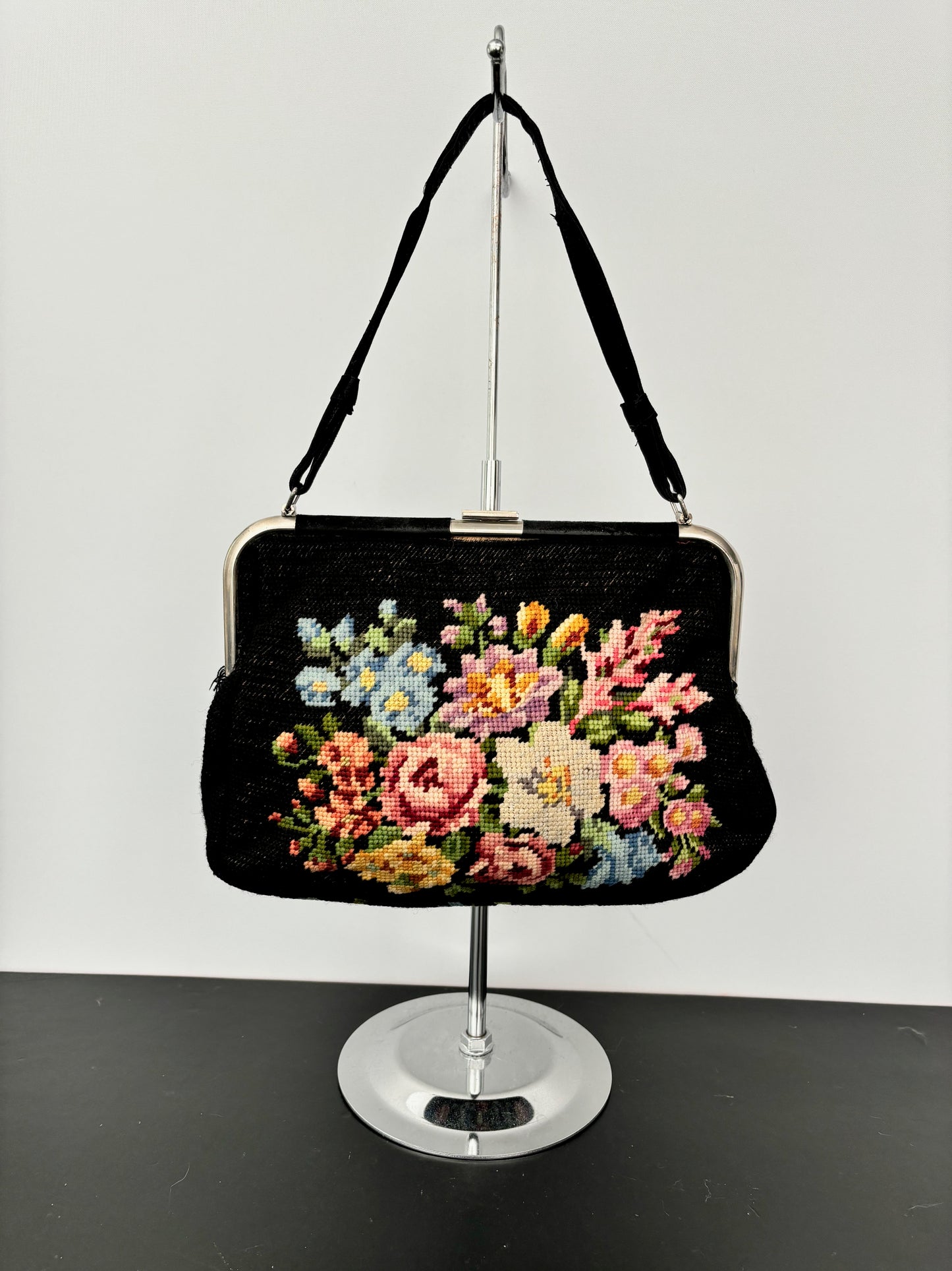 1950s Floral Needlepoint Handbag