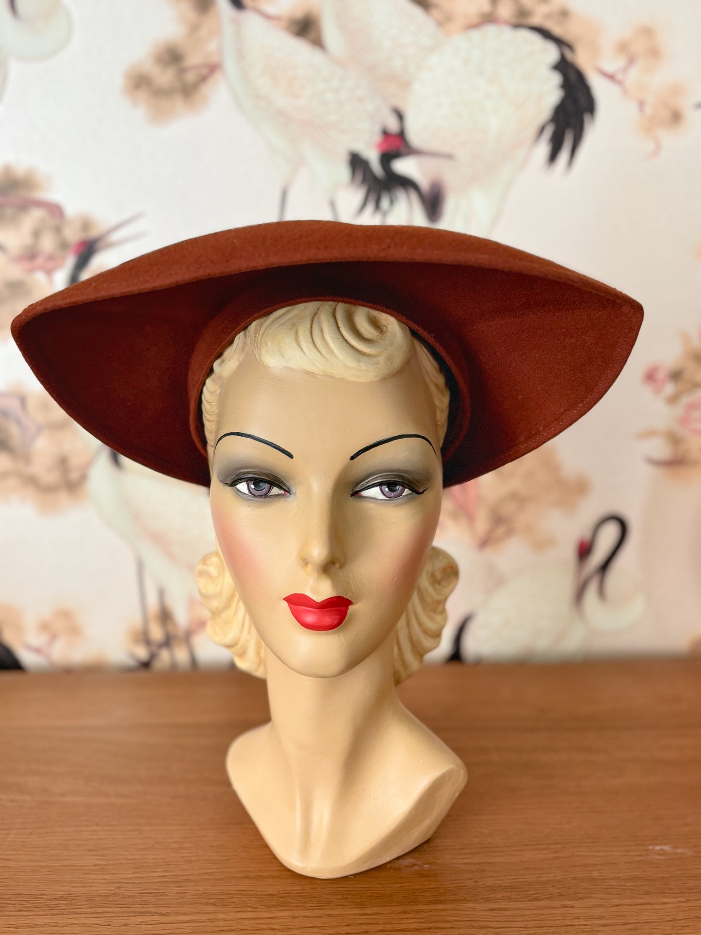 1940s Brown Felt Halo Hat