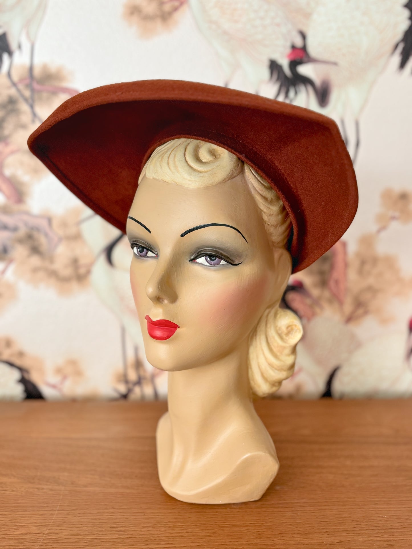 1940s Brown Felt Halo Hat