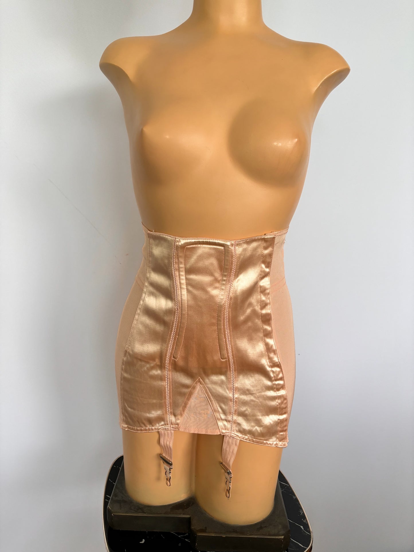 Vintage 1950s Plus Size Triumph Girdle | 2XL/3XL