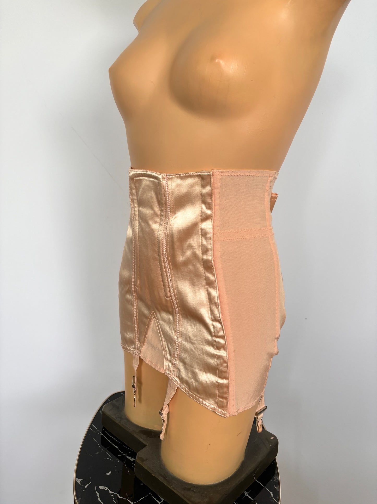 Vintage 1950s Plus Size Triumph Girdle | 2XL/3XL