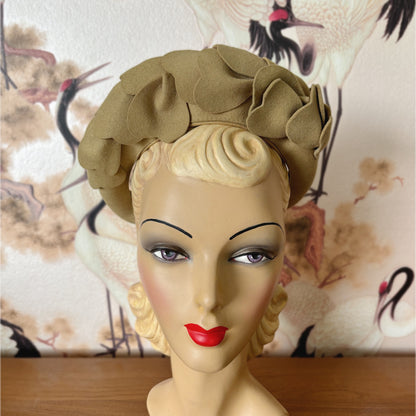 1940s Felt Hearts Halo Beret