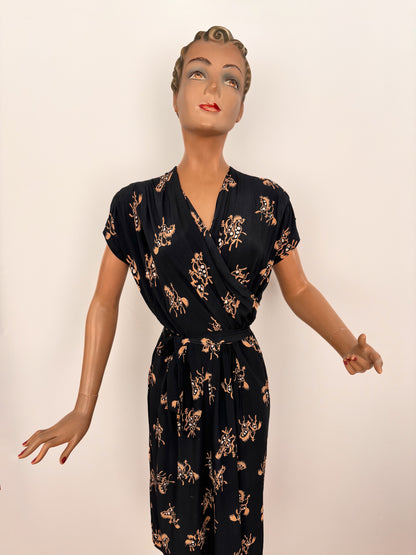 1940s Cavaliers Novelty Print Dress | M