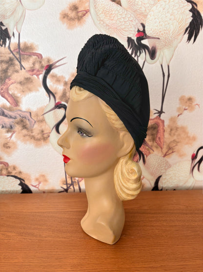 1940s High Front Smocked Beret