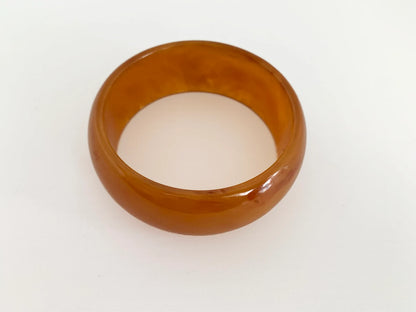 1940s Marbled Honey Bakelite Bangle