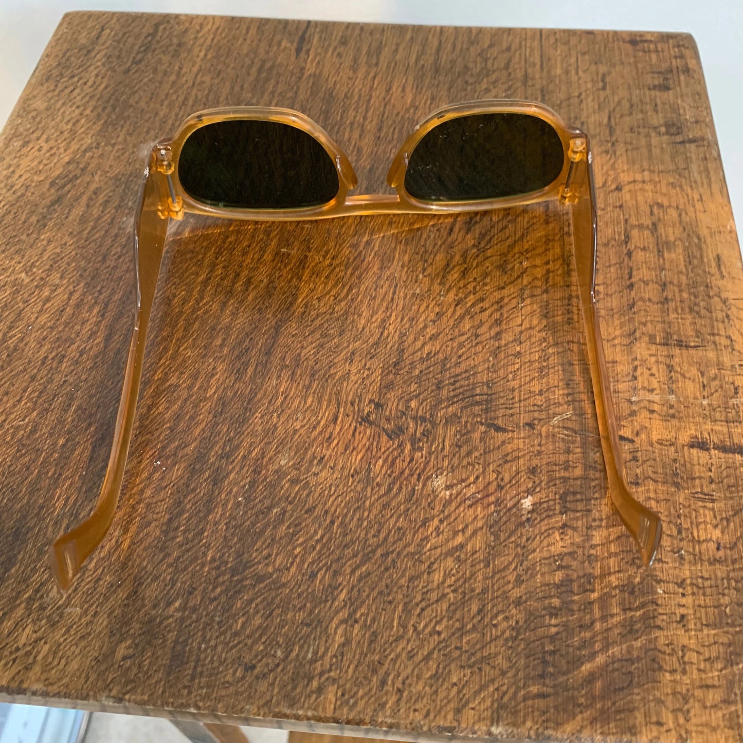 1940s Dead Stock Celluloid Sunglasses Brown