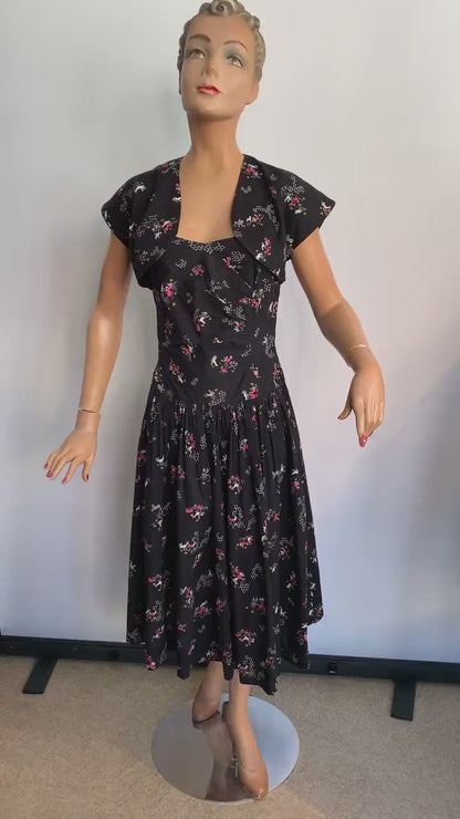 1940s Chicken Novelty Print Dress and Bolero Set | XS