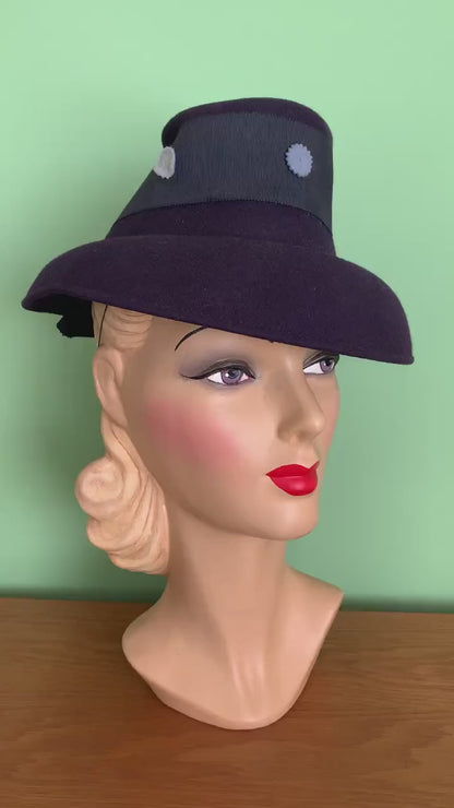 1940s Henry Pollak New York Creation Purple Homburg