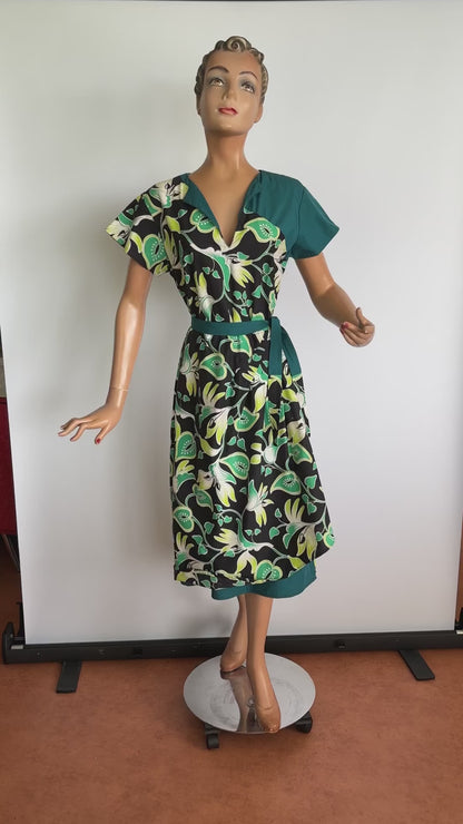 1940s Style Wrap Skirt Dress Vintage Fabric | S