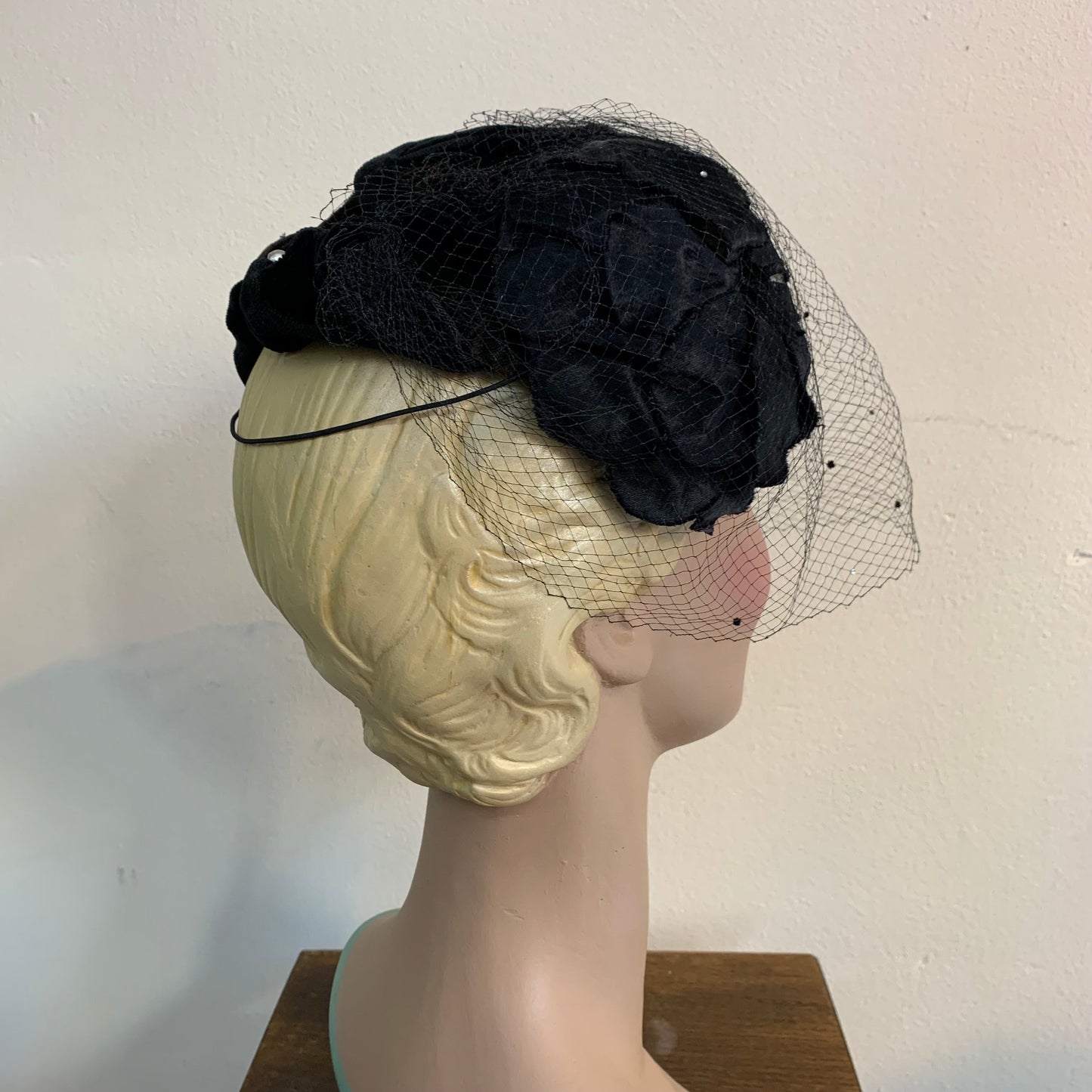 1950s Velvet and Silk Skull Cap Veil and Rhinestones