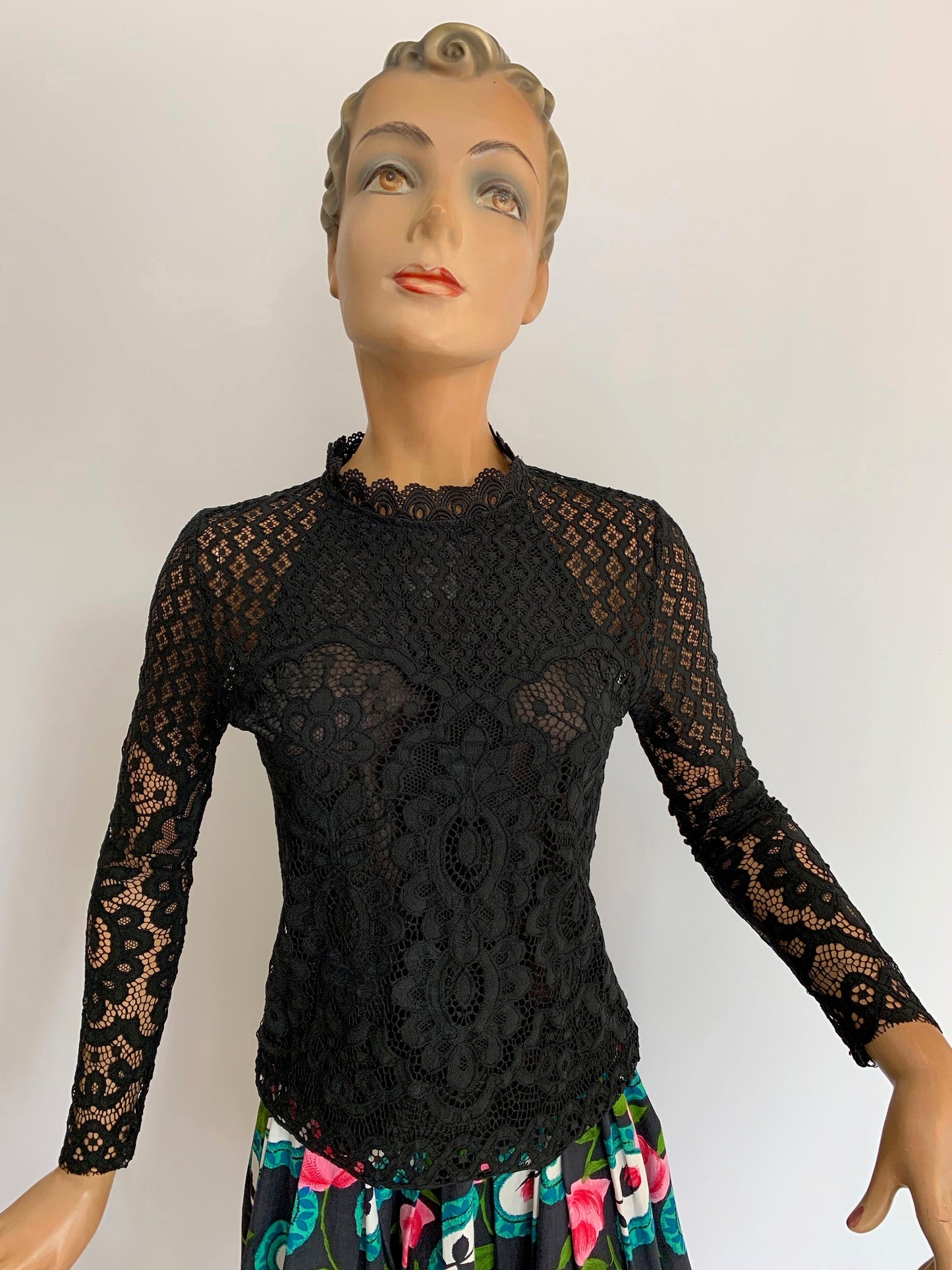 1960s/70s Black Lace Top | XS