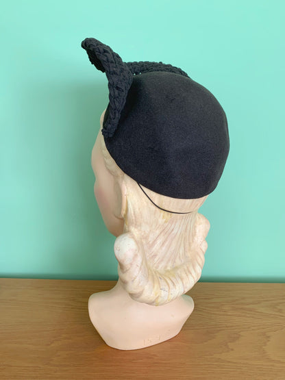 1930s/40s New York Creation Heart Halo Hat